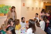 Lorenzo Martnez imparte un taller de pintura gratuito para los ms pequeños