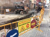 Comienzan las obras de renovación de la red de abastecimiento y saneamiento en un tramo importante de la Cañada Zamora, en su intersección con la calle Santiago