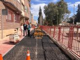Avanzan las obras para crear un entorno m�s seguro y accesible junto al CEIP Jos� Mart�nez Tornel