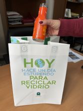 Ecovidrio y el Ayuntamiento de Águilas lanzan una campa&ntilde;a intensiva para mejorar el reciclaje de residuos de envases de vidrio usando herramientas de inteligencia artificial