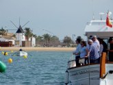 La instalación de las redes antimedusas avanza en el Mar Menor asegurando la tranquilidad y seguridad de los bañistas