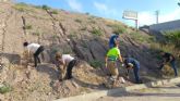 La Concejala de Medio Ambiente participa en el proyecto de repoblacin 'Parque Forestal Lorca Sur', pionero a nivel estatal, puesto en marcha por la Asociacin Club Senderista La Carrasca
