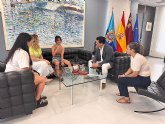 El alcalde recibe a la joven sanjavierena, Paula Pan, elegida Joven del Ano, en los Premios de la Juventud de la Regi�n de Murcia
