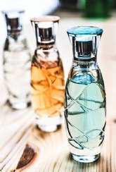 Esenzzia revela los mejores trucos para potenciar las cualidades de los perfumes de imitacin