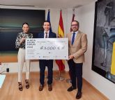 Cheque benfico para la Asociacin de Familiares de Niños con Cncer de la Regin