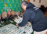 La Guardia Civil recupera cerca de un millar de piezas arqueolgicas en un domicilio de Murcia