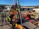 Los bomberos del CEIS se forman en rescate en espacios confinados