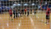Los chavales de los Centros Interculturales disfrutan de una jornada de fútbol sala con el Plásticos Romero