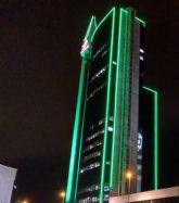 Las Torres Urban Center de Grupo Fuertes permanecerán hoy iluminadas de color verde con motivo del Día Mundial contra el Cáncer