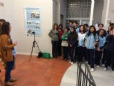 Familia organiza una exposición en Totana con fotografías realizadas por adolescentes víctimas de violencia de género