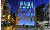 La ciudad de Murcia se ilumina de color azul turquesa