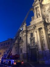 La fachada de la Catedral, a la espera de su restauracin