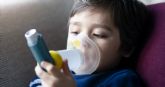 Los niños con asma no deben interrumpir su tratamiento durante la pandemia de COVID-19