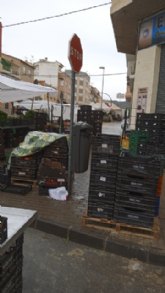 Podemos-Cieza solicita la habilitacin de contenedores para los residuos que genera el mercado semanal