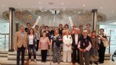La Asociaci�n de Amas de Casa, Consumidores y Usuarios de Totana visita la Asamblea Regional