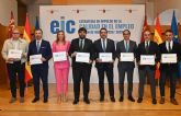 Presentada la nueva Estrategia de Empleo de la Regi�n con m�s de 400 millones y el objetivo de reducir la tasa de paro por debajo del 10 por ciento