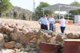 El alcalde de Lorca recorre el Parque de Los Cipreses das antes de la conmemoracin de las Jornadas Europeas de la Arqueologa
