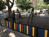 El barrio de Santa Mara de Gracia estrena una nueva zona de juegos infantiles de 140 metros cuadrados