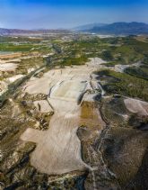 Ecologistas en Accin alerta de la autorizacin de una planta de compostaje de lodos y subproductos de la industria alimentaria junto a la rambla del Judo, en Cieza