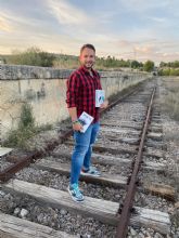 Junto a ti de Antonio Jess Martnez se alza con el primer premio de Novela Juvenil en los Premios Letrame