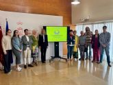 Murcia pone en marcha el proyecto sociocultural 'Abrazando la soledad juntos'