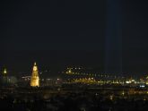 Huermur denuncia al ayuntamiento de Murcia por la contaminación lumínica del árbol de la Circular