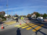 Carreteras instala un nuevo paso de cebra en el acceso Este al Campus de Espinardo