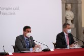 Pedro Sánchez felicita a la Fundación Carolina por su 20º aniversario durante la reunión de su Patronato