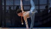 Un joven de 16 anos que practica gimnasia esttica denuncia que una nueva normativa dificulta a los chicos participar en este deporte
