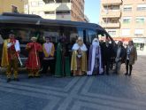 Los Reyes Magos de la Cofrada de Jess de Murcia llevan un año ms regalos a los niños en la Casa-Taller de El Campico
