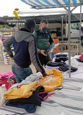 La Guardia Civil se incauta de ms de 300 prendas textiles y calzado deportivo imitacin de prestigiosas marcas