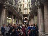 Las integrantes de la Asociación de Mujeres 'Isabel González' de Las Torres de Cotillas, descubriendo los encantos de la Ciudad de Albacete