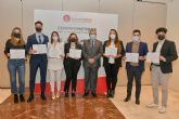 El Colegio de Economistas de Murcia apoya la excelencia de los estudiantes