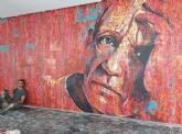 El artista y profesor de la UMU Carlos Callizo consigue reconocimiento internacional gracias a su mural de Picasso