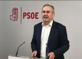 El PSOE exige a Pedro Antonio Sánchez que deje su acta de diputado porque incumple la Ley de Transparencia
