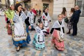 Medio centenar de grupos compondrn el cortejo de la ofrenda floral a la patrona