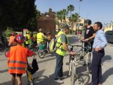 Los alumnos de primaria del CEIP Pintor Pedro Flores de Puente Tocinos recorren la mota del Segura en bicicleta y visitan los Molinos del Ro