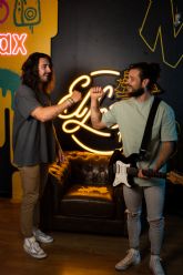 Sinbikini estrena su hit amigos de broma con un objetivo claro: divertirnos y disfrutar