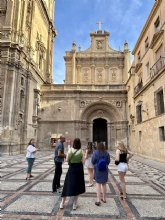 La Regin es la segunda comunidad en la que ms crece el turismo internacional en el primer trimestre del ano y alcanza otra marca histrica