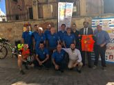 21 deportistas recorrern de manera ininterrumpida y por relevos durante cinco das los 1.143 kilmetros que separan Lorca de Santiago de Compostela