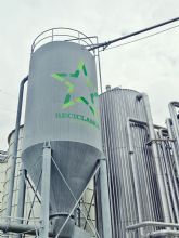 Estrella de Levante convierte la cerveza retirada de los bares en energa limpia para autoconsumo de la fbrica de Espinardo