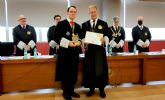 Los graduados sociales de la Regin de Murcia entregan la Distincin Conmemorativa del 50 Aniversario del Colegio al fiscal Daz Manzanera