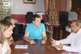 El Alcalde de Cehegn mantiene una reunin con Ucomur para fomentar el empleo y la economa social en el municipio