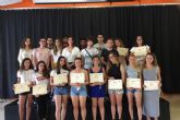 Los corresponsales juveniles reciben sus diplomas y evalan el programa