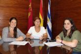 Ayuntamiento de Jumilla y Asociacin 4 Patas firman convenio de colaboracin por 43.000 euros
