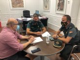 El alcalde traslada a la Guardia Civil el acuerdo de pleno sobre delitos informticos
