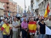 Centenares de vecinos de La Uni�n muestran su apoyo al pueblo de Ceuta a las puertas del Ayuntamiento