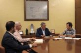El presidente de la CHS mantiene una reunión de trabajo con el alcalde de Albudeite