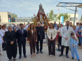 El Hospital Virgen de la Arrixaca recibe por primera vez a la imagen de la Virgen de la Fuensanta
