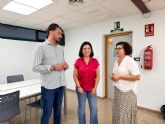 La nueva sala de estudio del antiguo colegio de La Hoya recibe la denominaci�n de 'Sala de Estudio Juan Antonio Ruiz Mula'